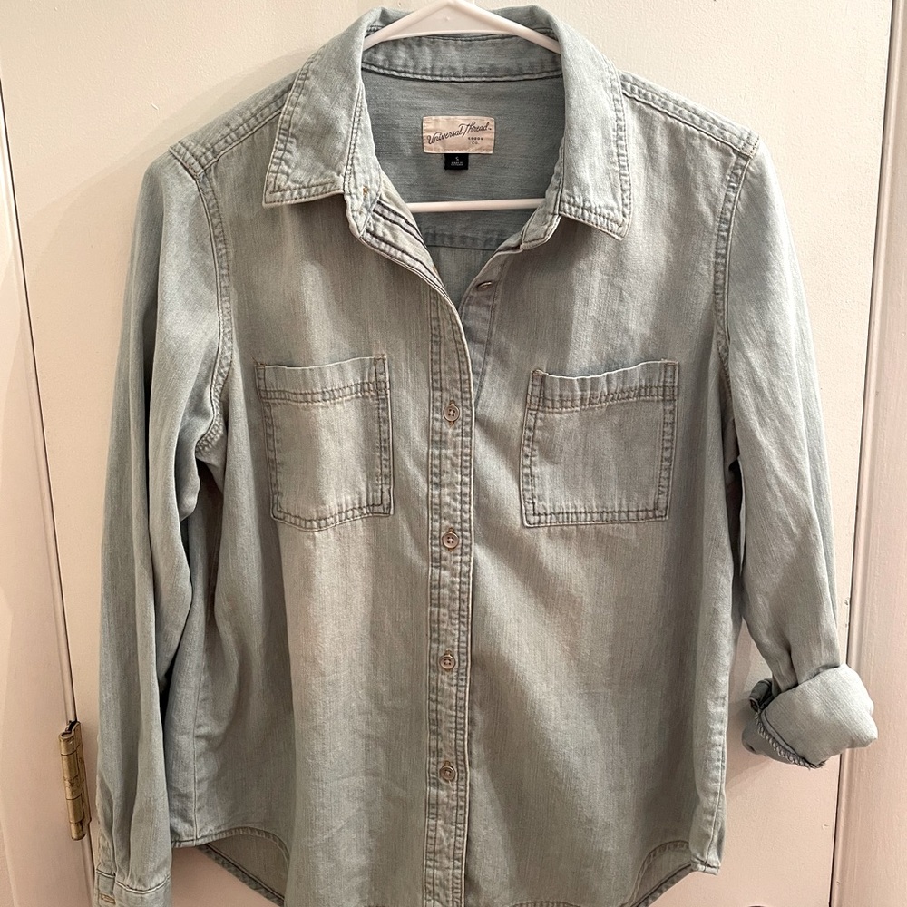 Universal Thread Light Denim Button Down Blouse